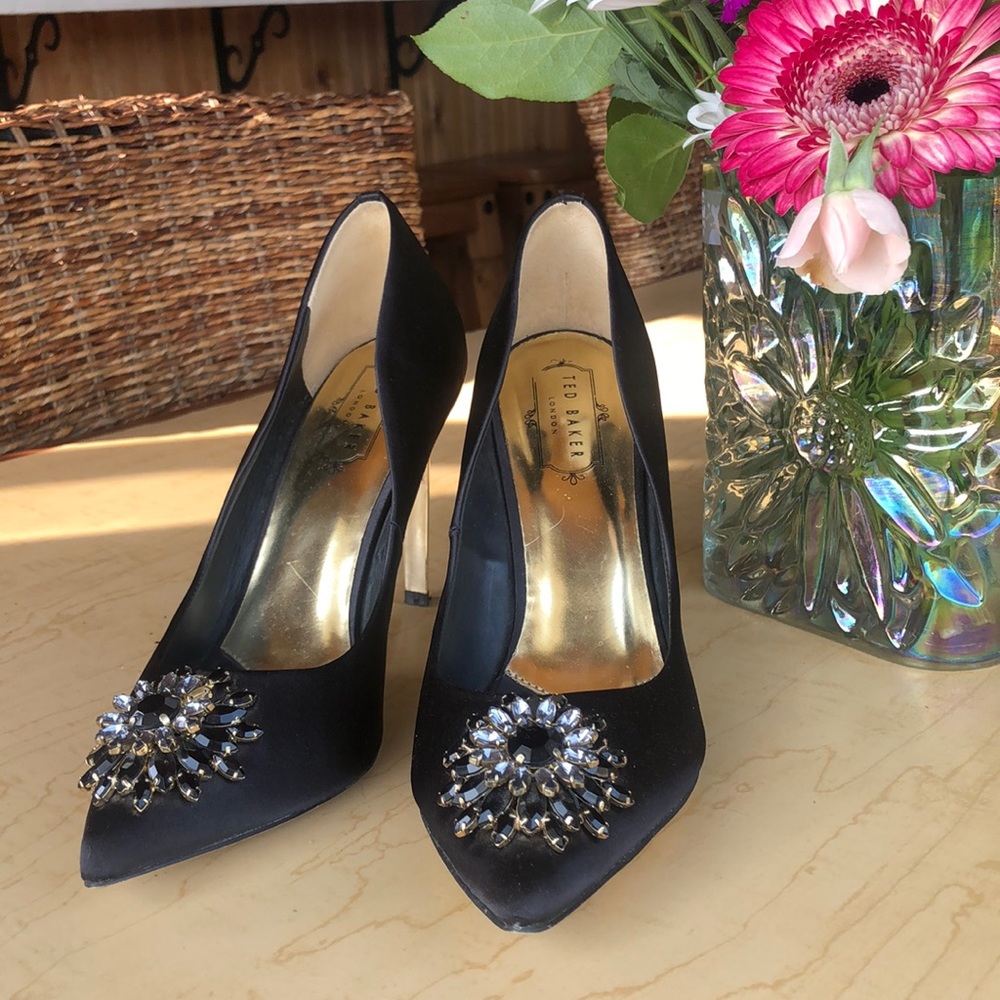 Ted Baker London Pumps